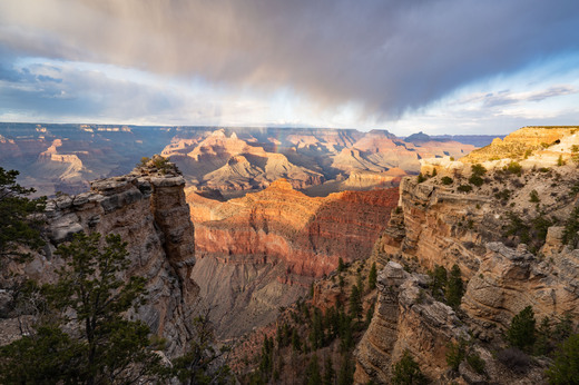 Západ v Grand Canyon